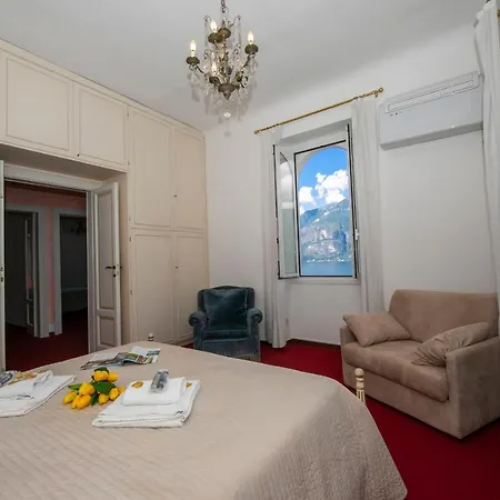 Gisazio Sleeps 10 Air Con Villa